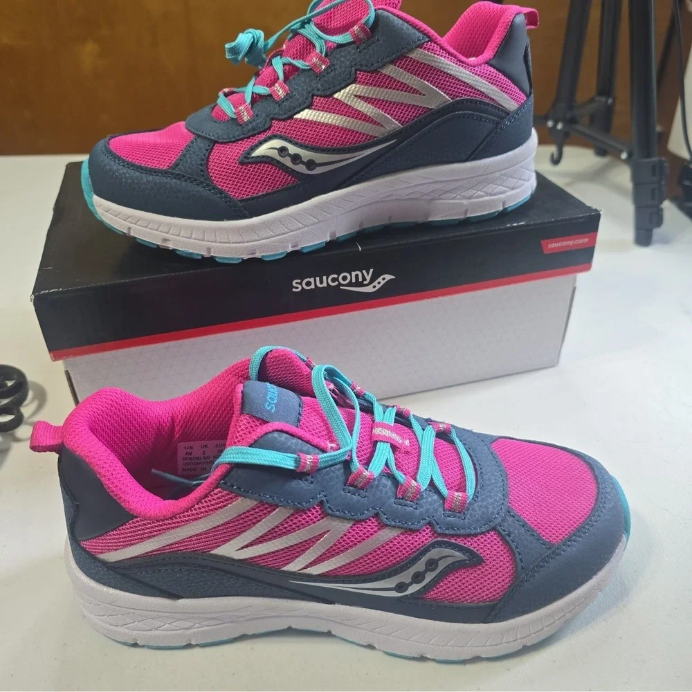 Saucony Dash Navy Pink Girls Athletic Shoes Big Kids Sneaker SK167383 Size 4M